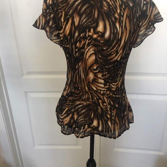 East 5th Animal Print Top - Picture 3 of 5